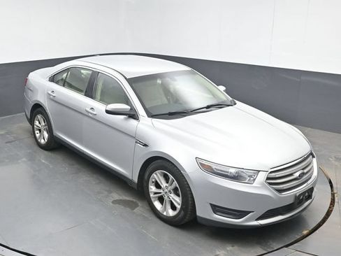 Used 2013 Ford Taurus SEL FWD image 13