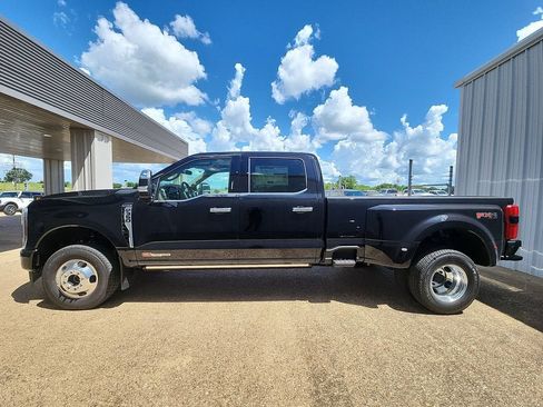 New 2026 Ford F350 Platinum w/ Platinum Plus Package AWD/4WD image 21