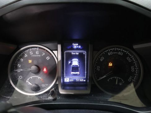 Used 2017 Toyota Tacoma SR5 image 35