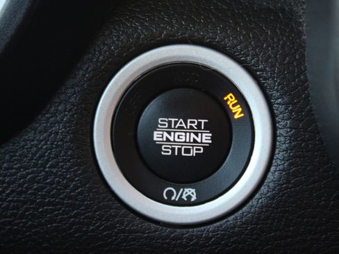 Used 2019 RAM 1500 Big Horn image 31