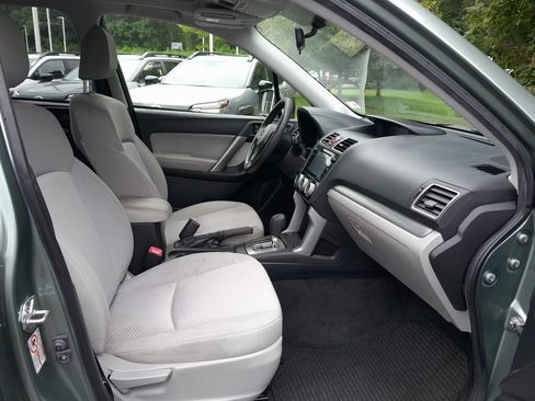 Used 2016 Subaru Forester 2.5i Premium w/ All-Weather Package AWD/4WD image 37