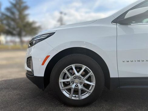 Used 2023 Chevrolet Equinox LT image 17