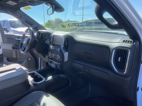 Used 2021 GMC Sierra 1500 SLT w/ SLT Premium Plus Package AWD/4WD image 30