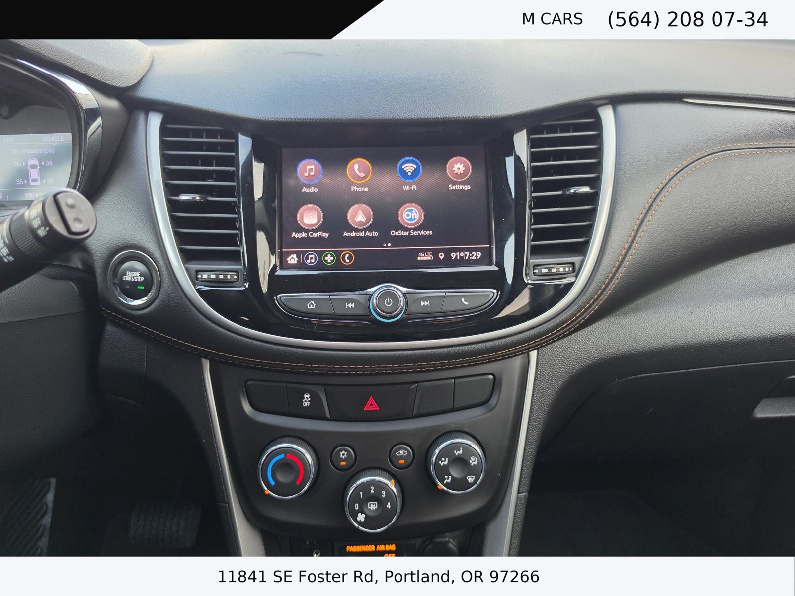 Used 2020 Chevrolet Trax LT w/ LT Convenience Package FWD image 12