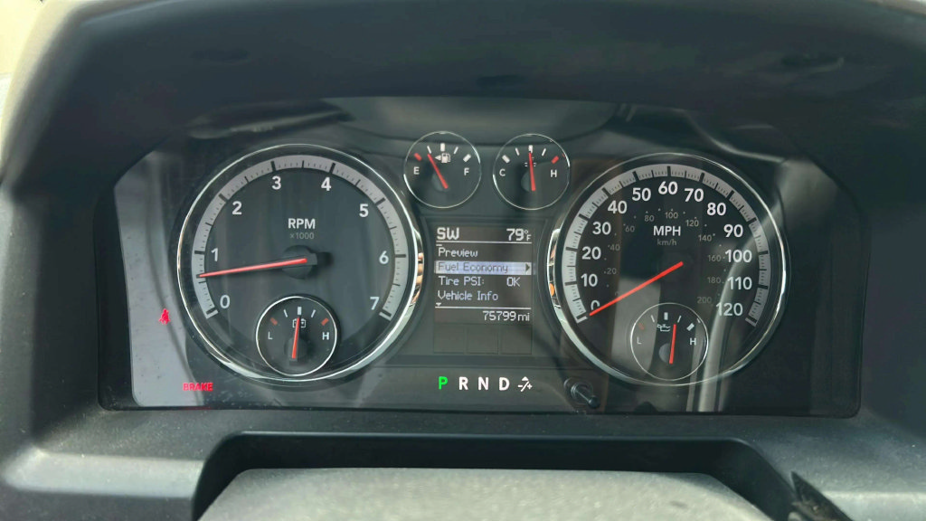Used 2012 RAM 1500 Classic SLT RWD image 22