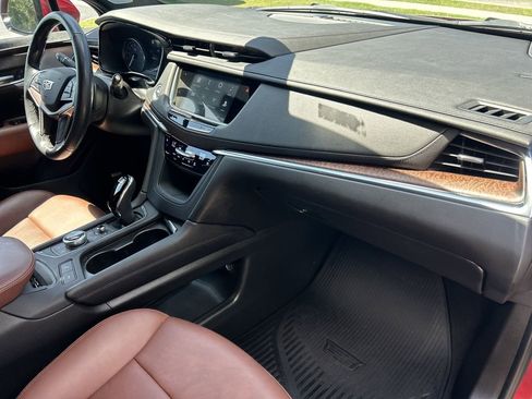 Certified 2024 Cadillac XT5 Premium Luxury w/ Technology Package image 12