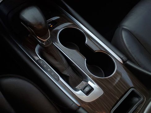 Used 2024 Chevrolet Malibu LT image 23