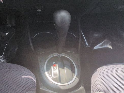 Used 2013 Honda Fit Sport image 16