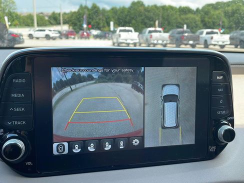 Used 2019 Hyundai Santa Fe FWD w/ Cargo Package image 12