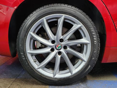 Used 2017 Alfa Romeo Giulia Ti image 66