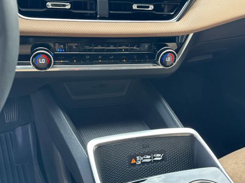 New 2026 Chevrolet Equinox ACTIV w/ Convenience Package III image 21