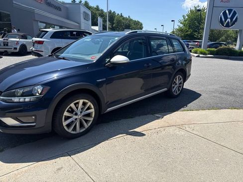Used 2019 Volkswagen Golf Alltrack S AWD/4WD image 18