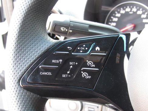 Used 2025 Mercedes-Benz Sprinter 2500 image 27