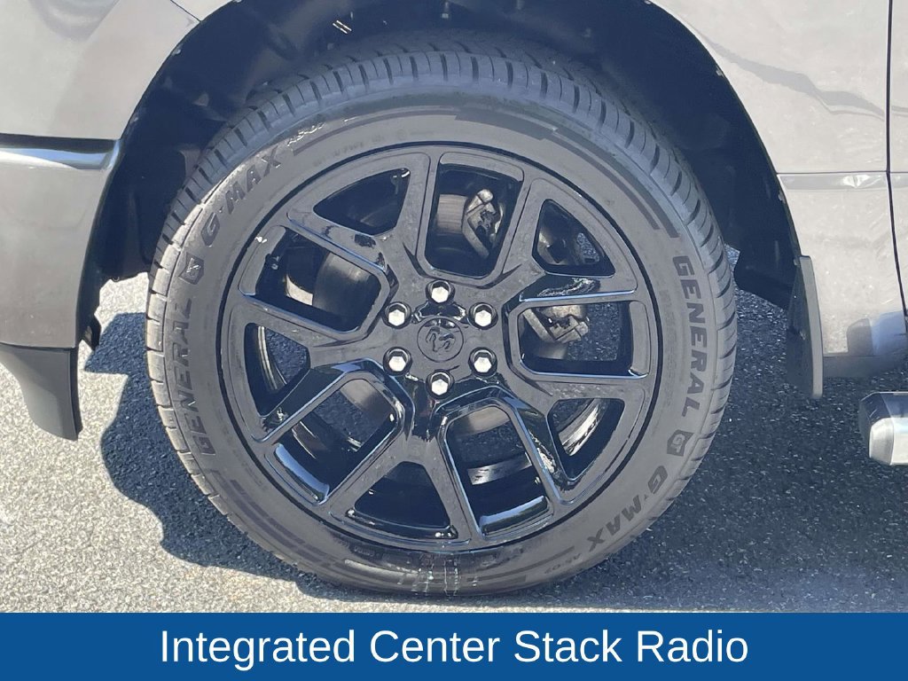 Used 2023 RAM 1500 Laramie AWD/4WD image 11