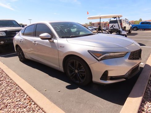 Used 2023 Acura Integra A-Spec image 2
