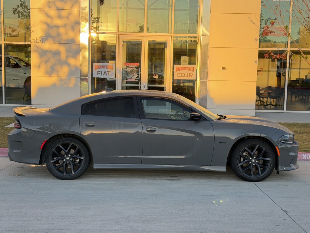 Used 2023 Dodge Charger R/T w/ Plus Group RWD image 3