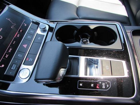Used 2019 Audi Q8 Premium AWD/4WD image 19