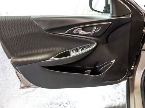 Used 2024 Chevrolet Malibu LT image 26