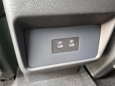 Used 2024 Nissan Rogue SV AWD/4WD image 14