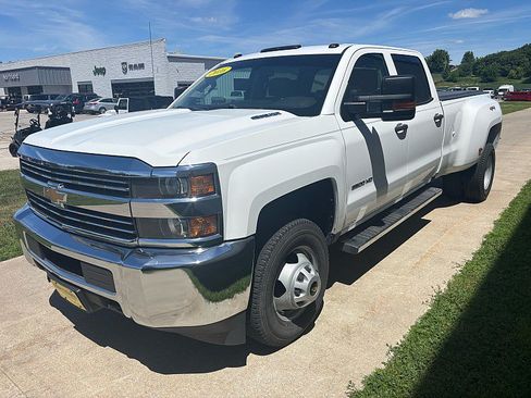 Used 2016 Chevrolet Silverado 3500 W/T w/ WT Convenience Package AWD/4WD image 7