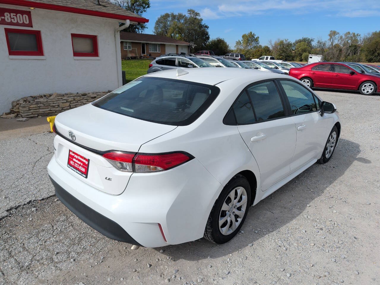 Used 2025 Toyota Corolla LE FWD image 3