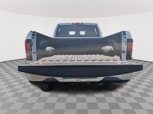 Used 2025 RAM 2500 Big Horn AWD/4WD image 15