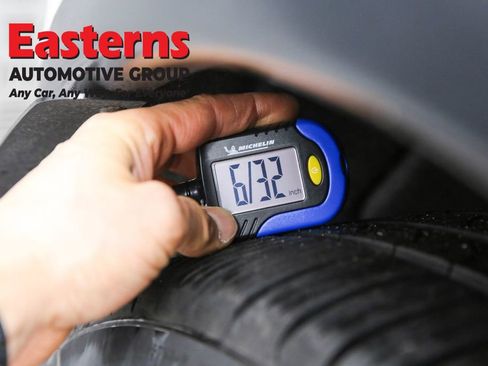 Used 2021 Tesla Model Y Long Range image 26