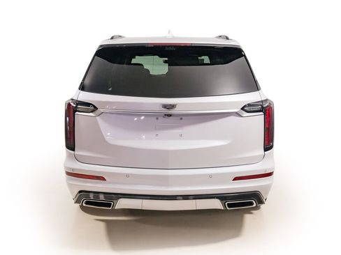 Used 2024 Cadillac XT6 Sport w/ Technology Package image 5