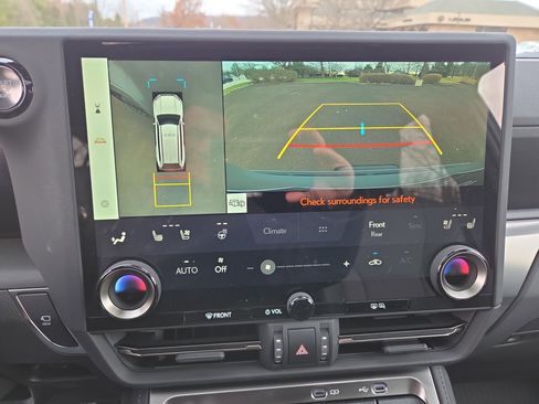 Certified 2025 Lexus GX 550 550 Premium+ image 29