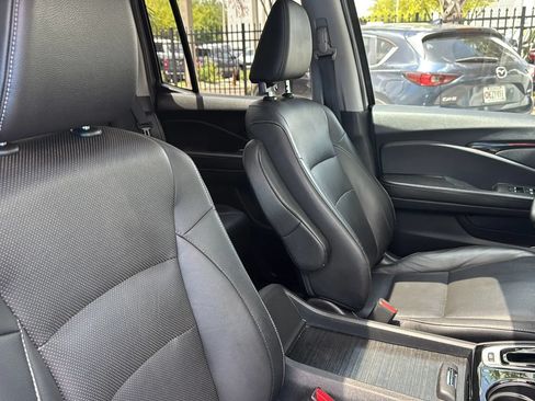 Used 2018 Honda Ridgeline RTL-E image 11