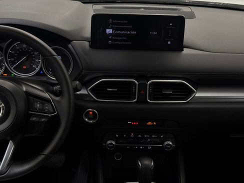 Used 2025 MAZDA CX-5 AWD 2.5 S w/ Preferred Package image 19