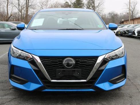 Used 2022 Nissan Sentra SV FWD image 2