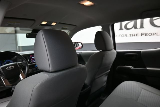 Used 2022 Toyota Tacoma SR5 RWD image 25
