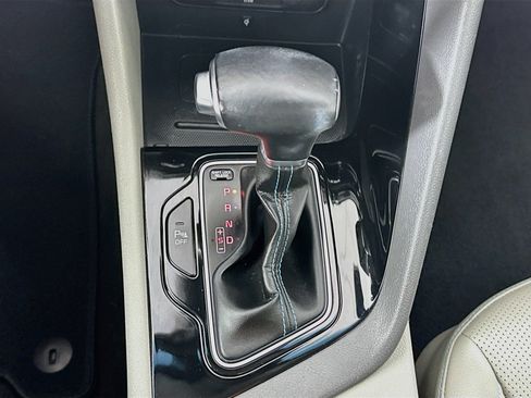 Used 2022 Kia Niro EX Premium FWD image 25