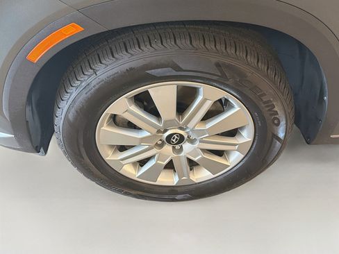 Used 2025 Hyundai Palisade SEL AWD/4WD image 11