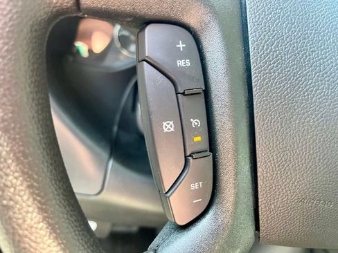 New 2026 Chevrolet Express 2500 Extended w/ Driver Convenience Package RWD image 17