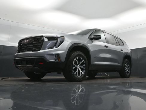 Used 2024 GMC Acadia AT4 w/ Luxury Package AWD/4WD image 38