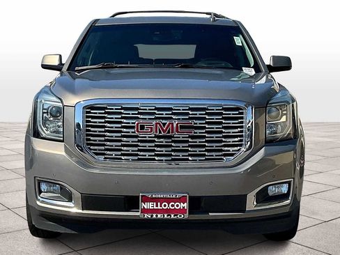 Used 2019 GMC Yukon Denali w/ Denali Ultimate Package image 3