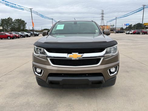 Used 2016 Chevrolet Colorado LT w/ LT Convenience Package image 3