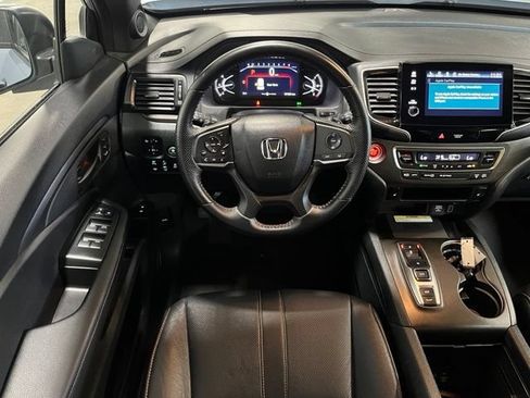 Used 2023 Honda Passport TrailSport image 18