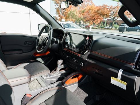 New 2026 Nissan Frontier PRO-4X image 30