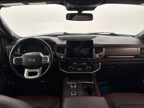 Used 2024 Ford Expedition Limited image 20