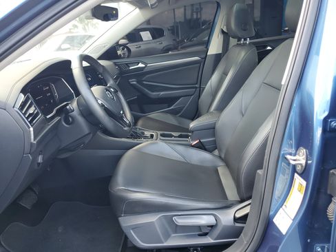 Used 2020 Volkswagen Jetta SEL image 10