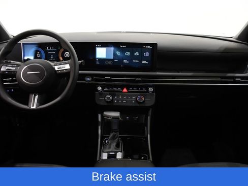 New 2026 Hyundai Santa Cruz SE image 8