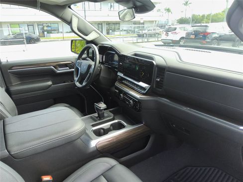 Used 2023 Chevrolet Silverado 1500 RST w/ Convenience Package II AWD/4WD image 31