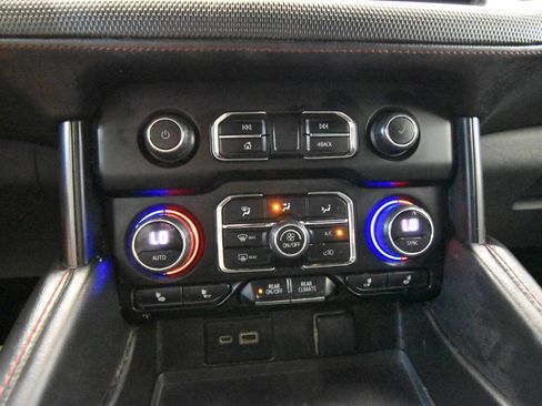Used 2022 Chevrolet Tahoe RST w/ Luxury Package AWD/4WD image 26