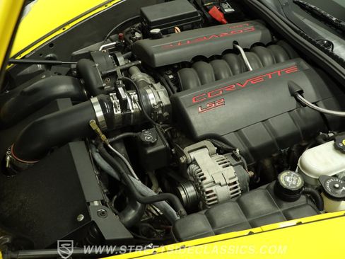 Used 2007 Chevrolet Corvette Coupe RWD image 3