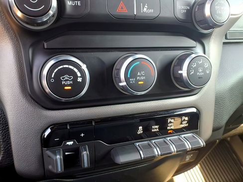 Used 2022 RAM 1500 Big Horn image 11