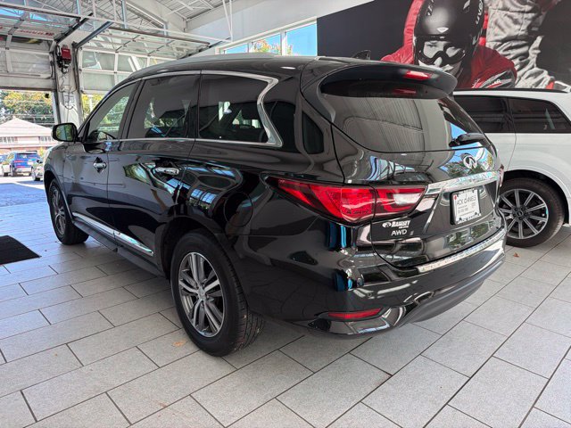 Used 2019 INFINITI QX60 Luxe w/ Essential Package AWD/4WD image 2