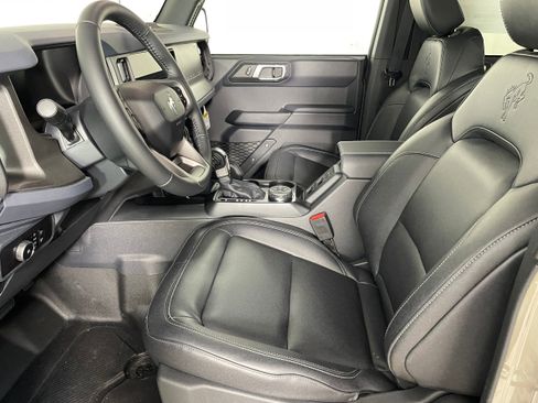 New 2025 Ford Bronco Big Bend w/ Black Diamond Package image 2